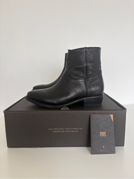 Frye Shoes - Frye Black Billy Boot Leather Ankle Boot